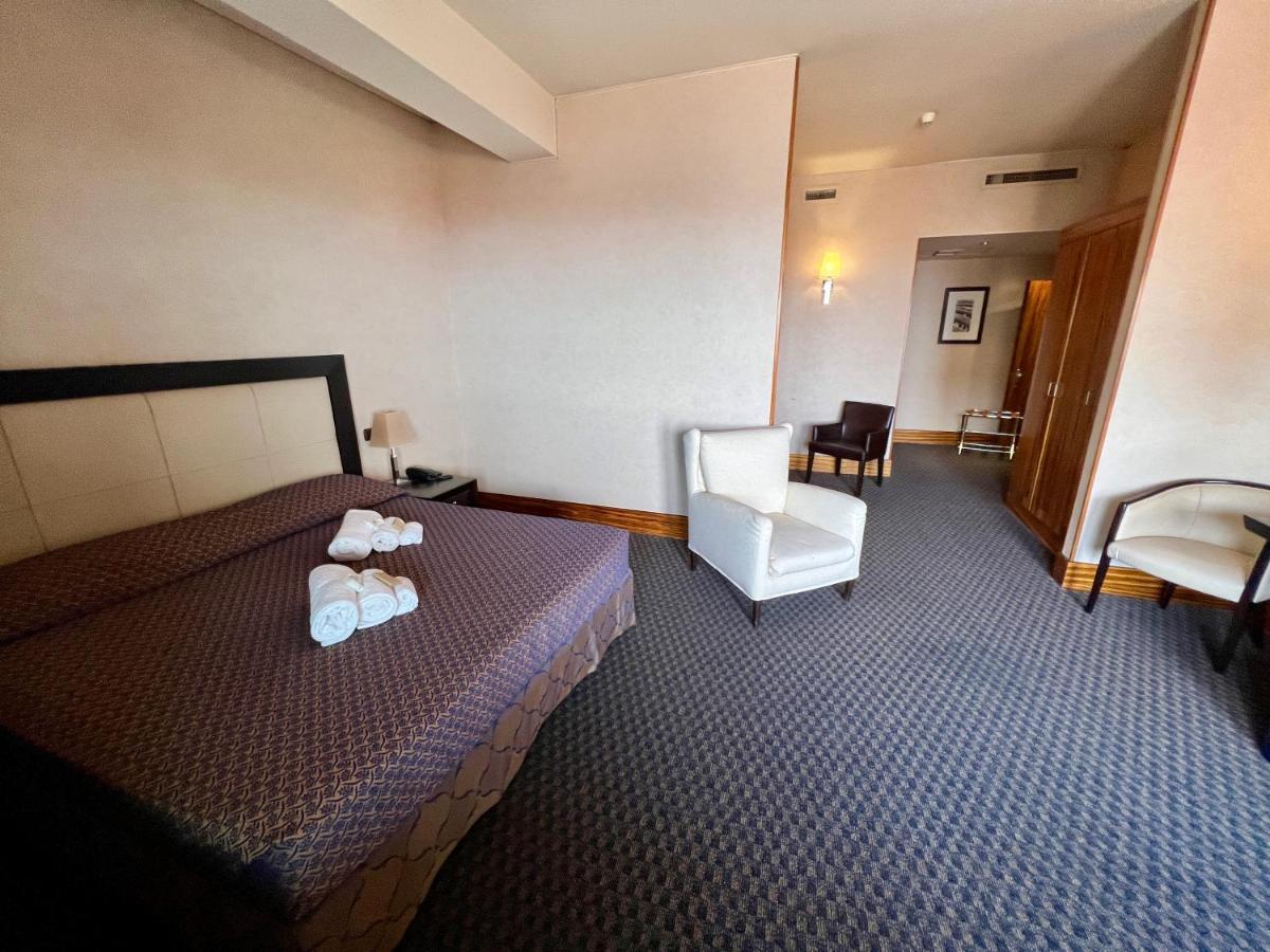 La Fenice Hotel